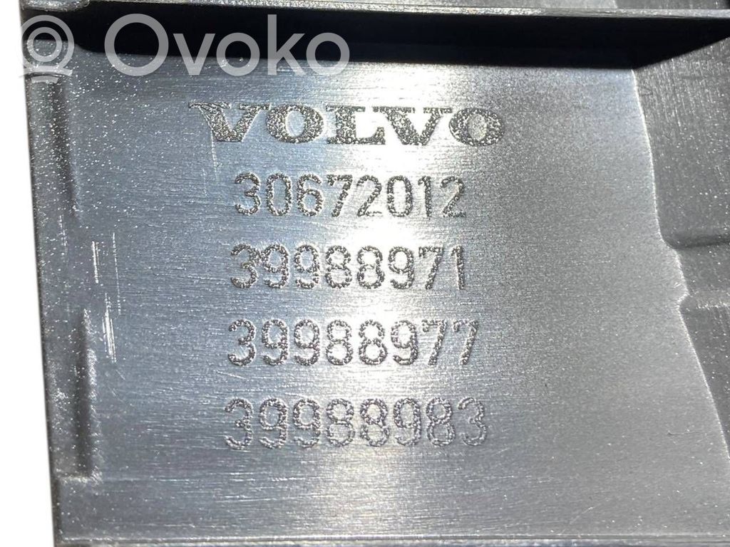 Cita veida salona detaļa