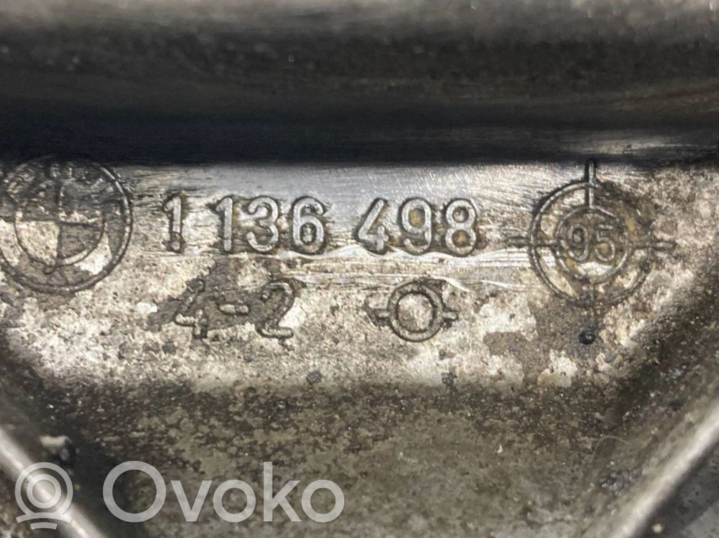 Кронштейн крепления трансмиссии