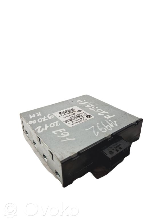 Voltage converter / converter module