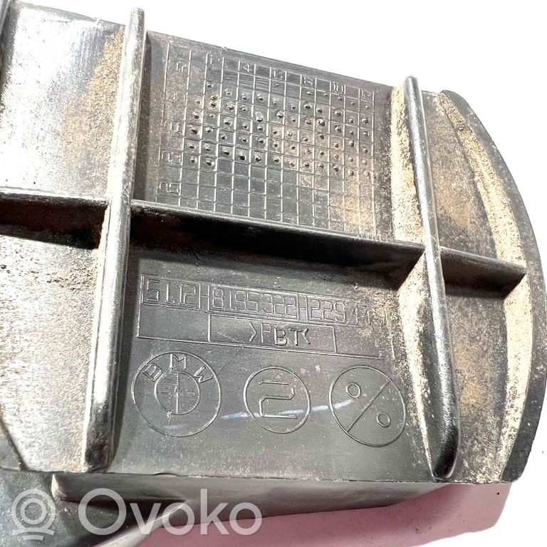 Aizmugurējā bufera montāžas kronšteins