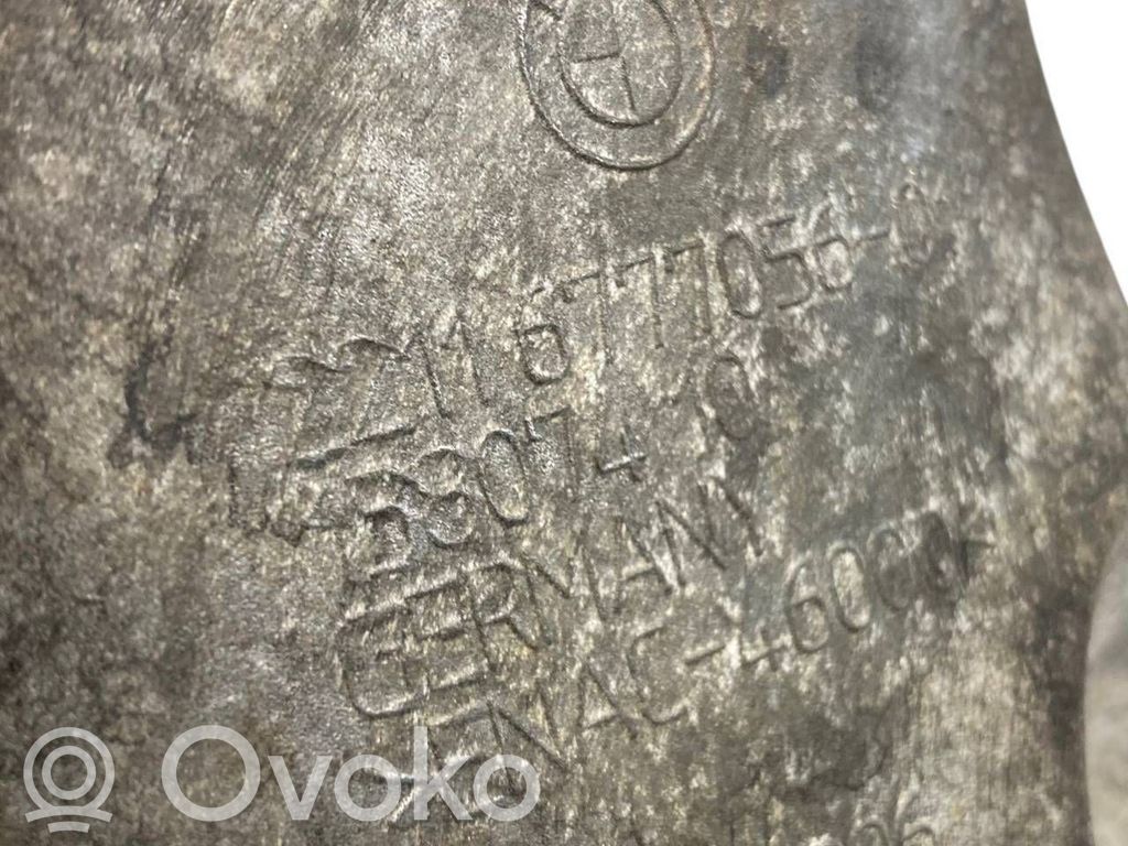 Dzinēja nostiprināšanas stiprinājums-kronšteins