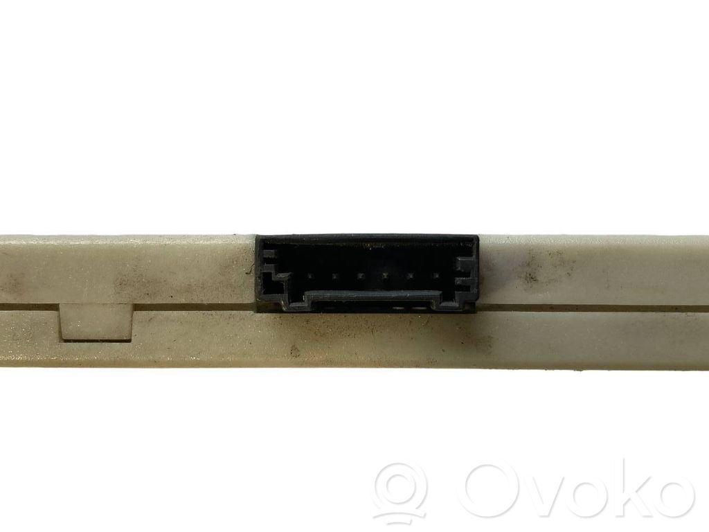 Antenna amplifier