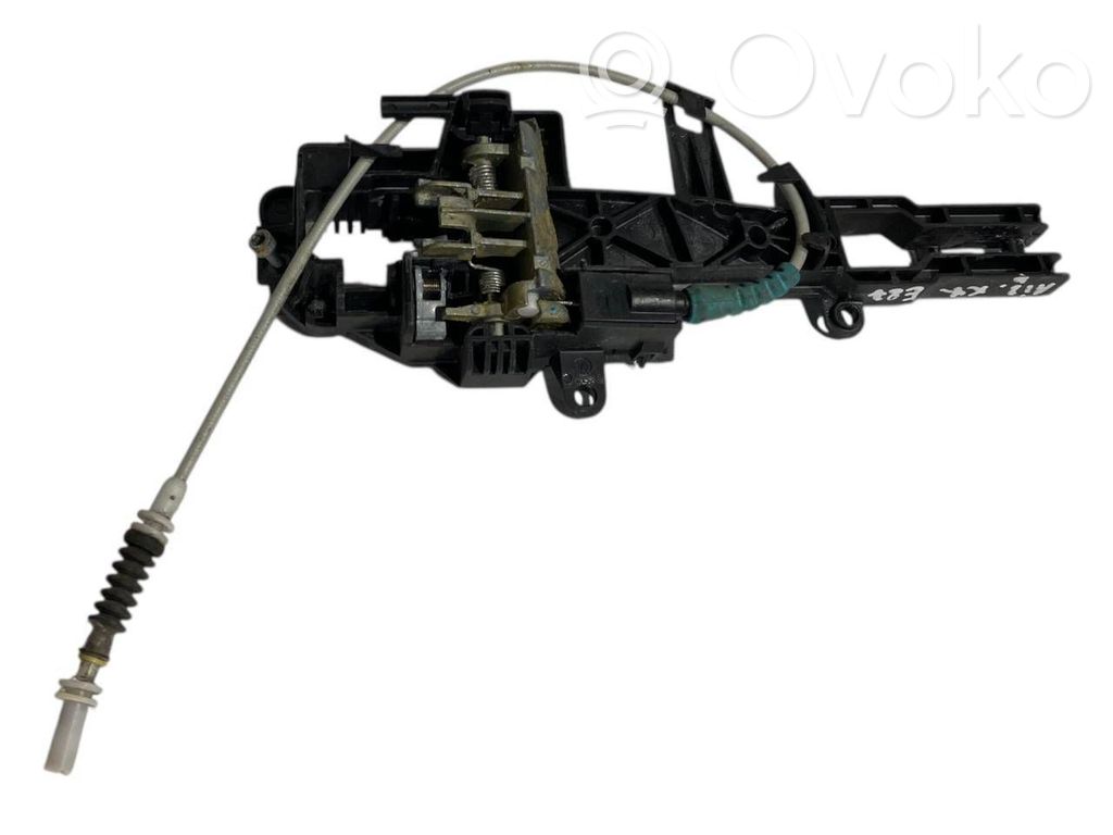 Aizmugurē turētājs / kronšteins ārējam atvēršanas rokturim