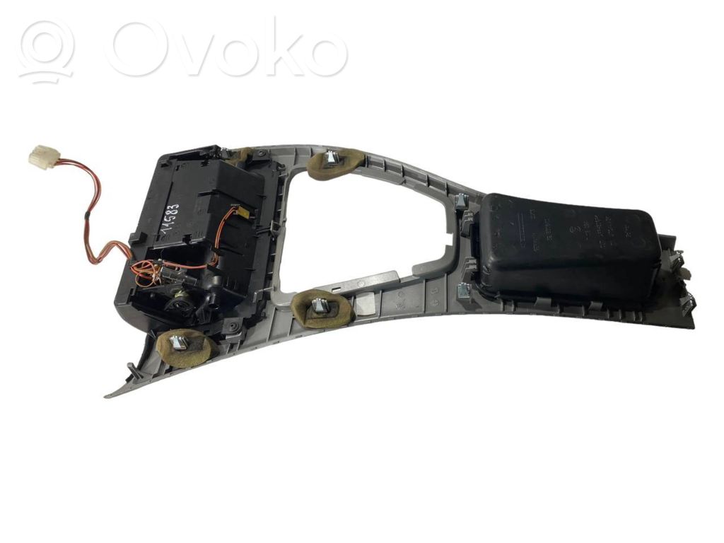 Gear shift lever decorative trim (plastic)
