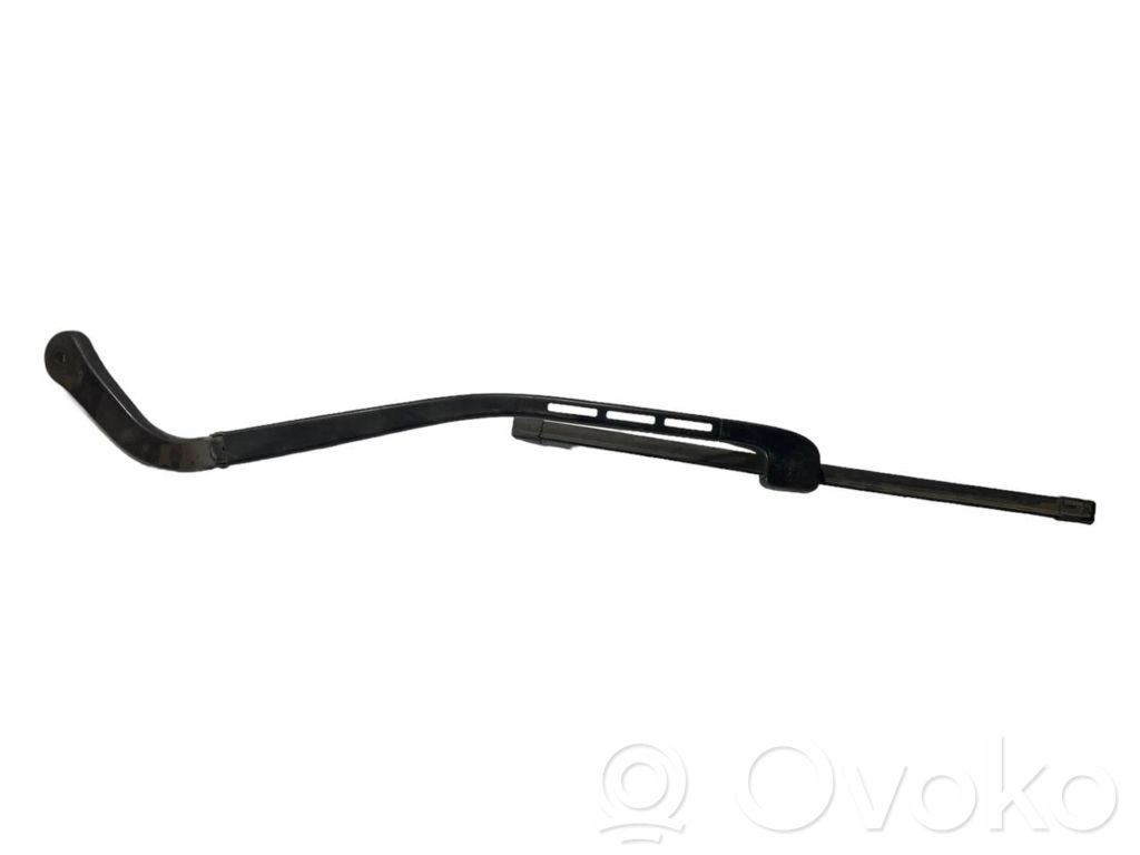 Windshield wiper arm