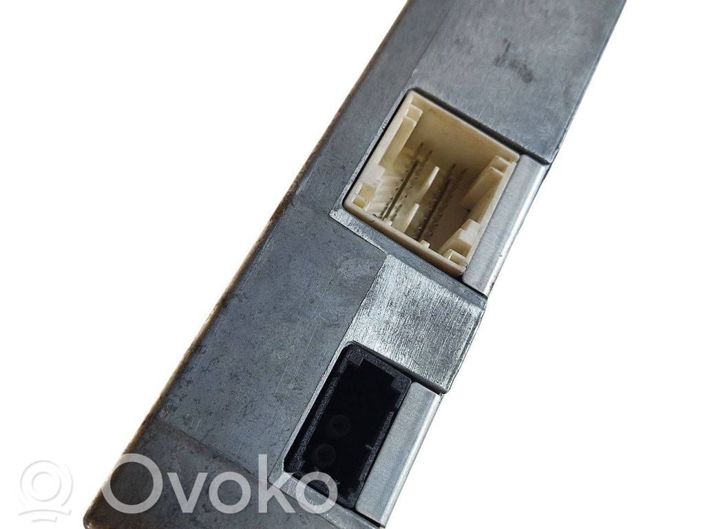 Tālruņa vadības bloks