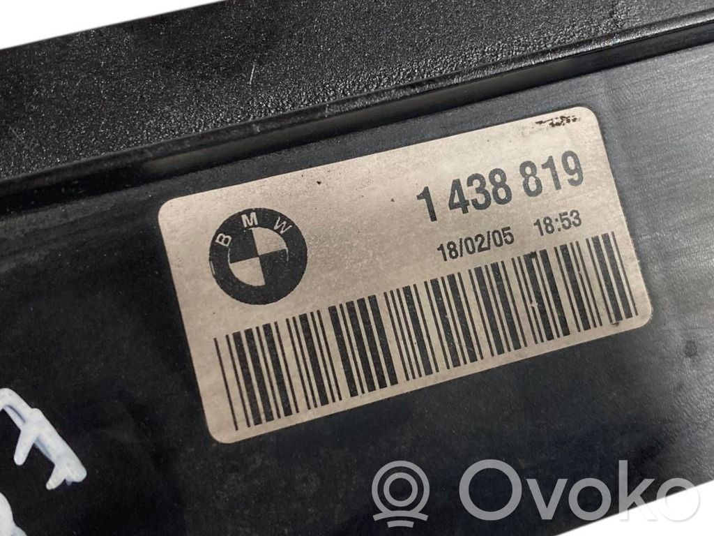 Caurulīte (-es) / šļūtene (-es)