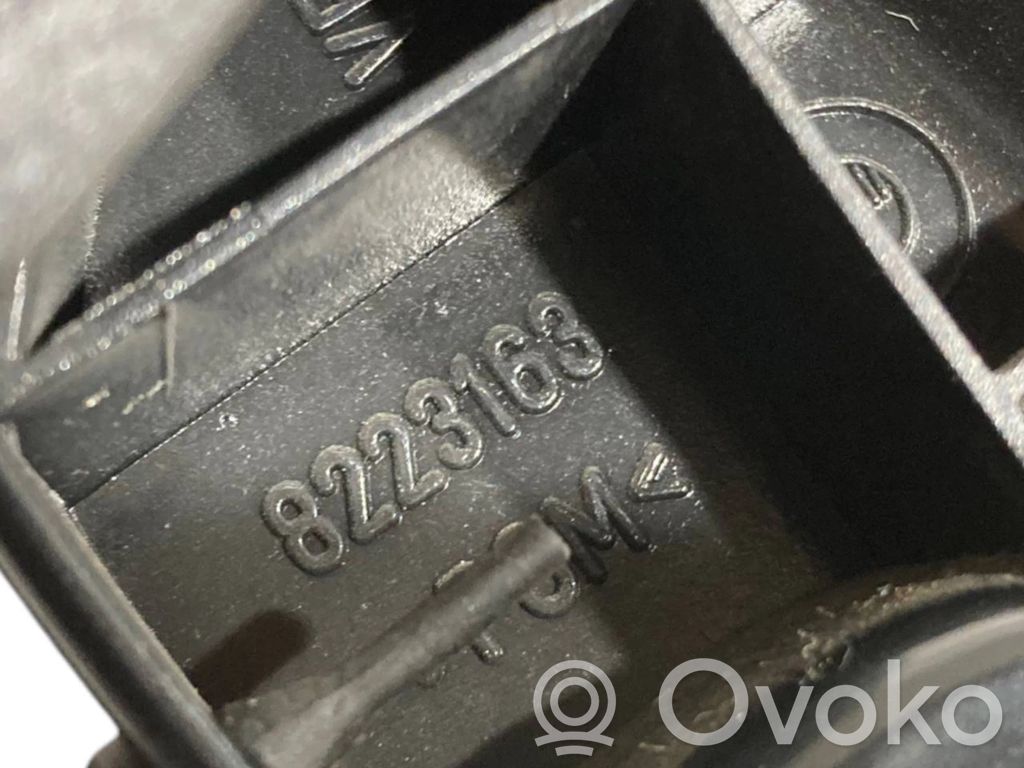 Ручка открывания капота двигателя