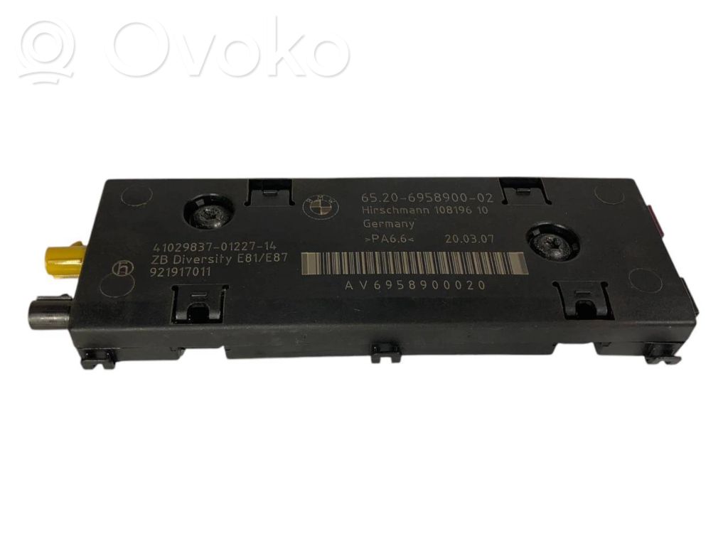 Antenna amplifier