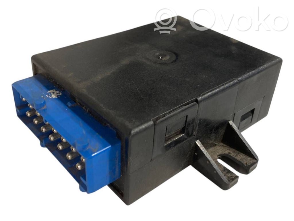 Window wiper relay