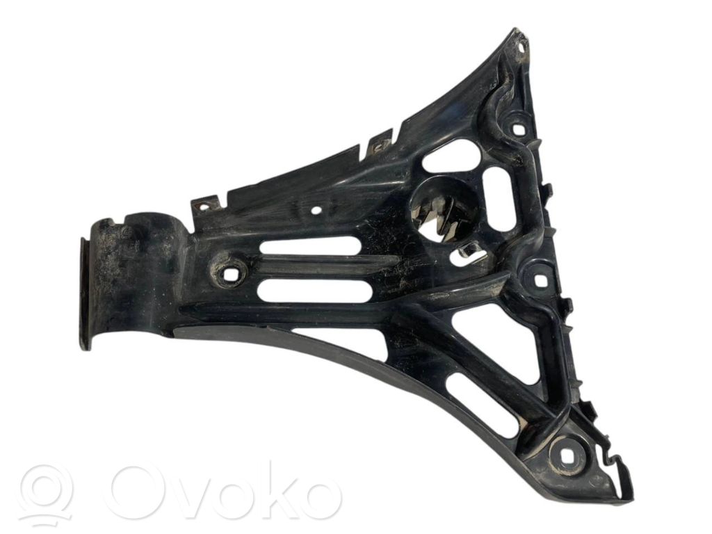 Rear bumper mounting bracket