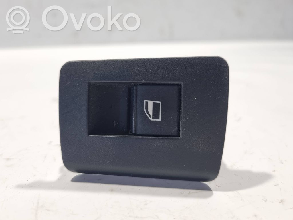 Power window switch