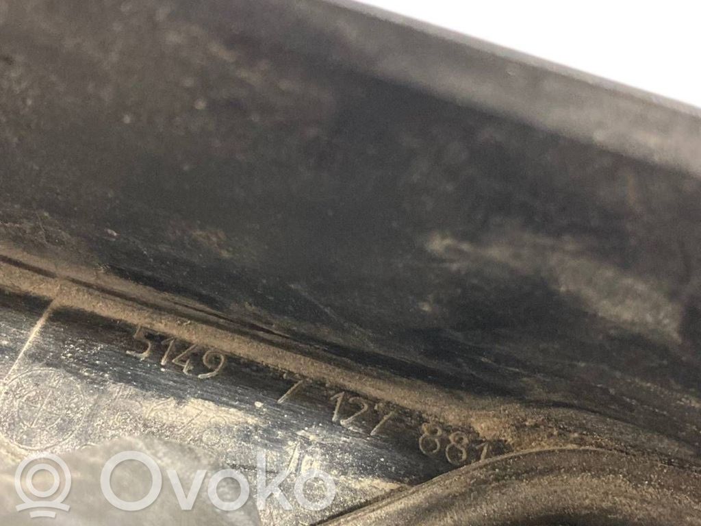 Cita veida bagāžnieka dekoratīvās apdares detaļa