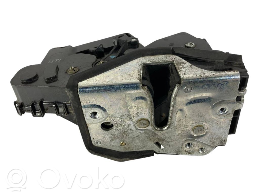 Aizmugurē slēdzene