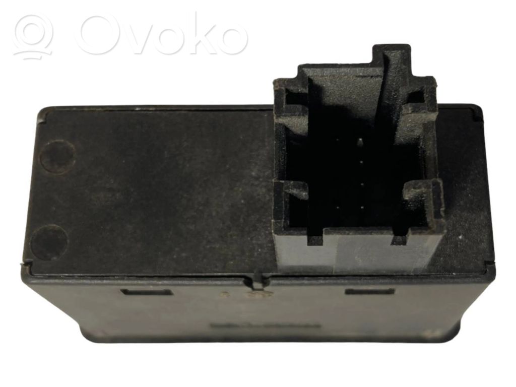 Window electric heating switch