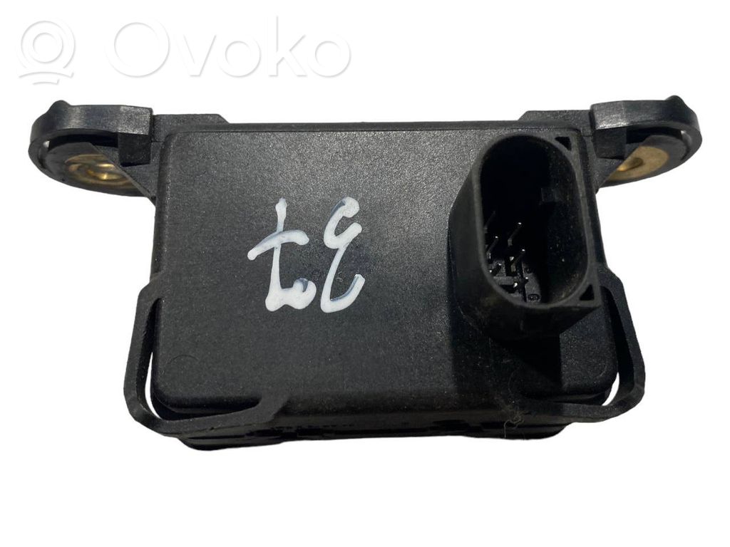 ESP (Electronic Stability Program) sensor (acceleration sensor)