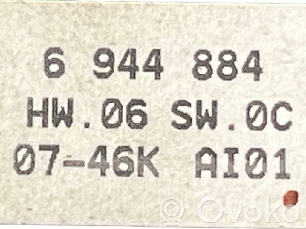 Multimediju kontrolieris