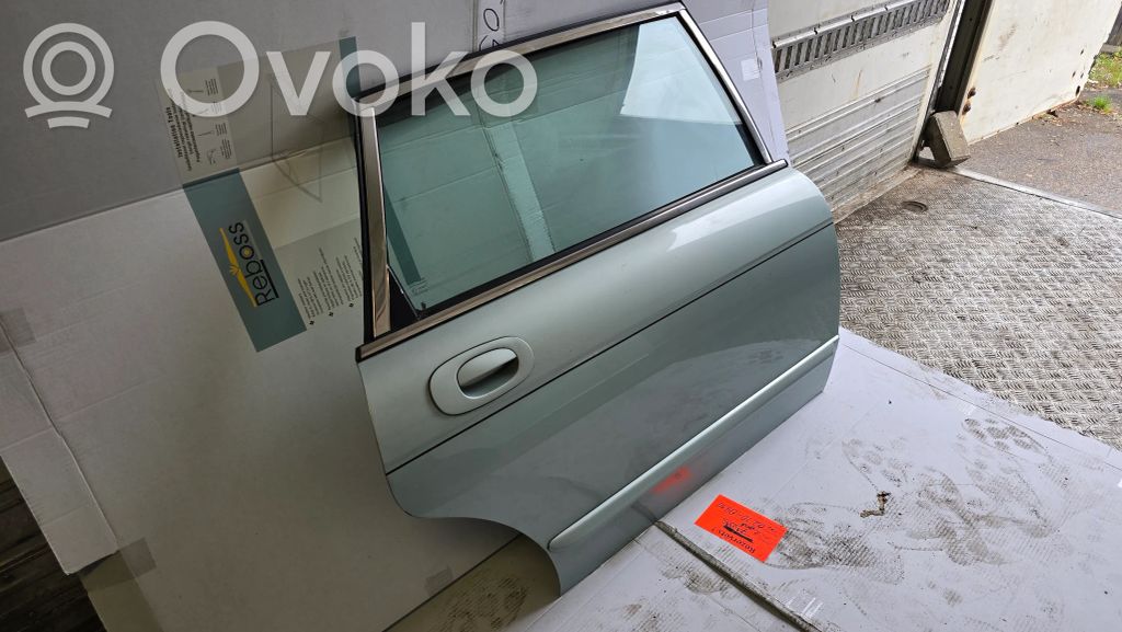 Rear door