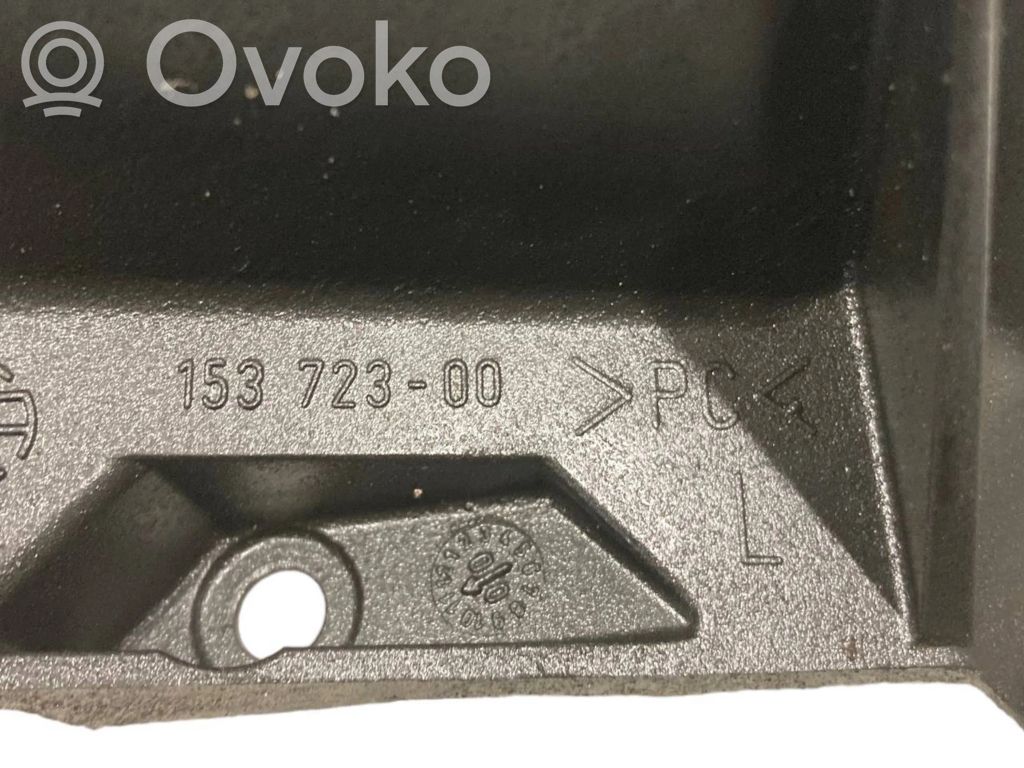 Priekšējā luktura turētājs