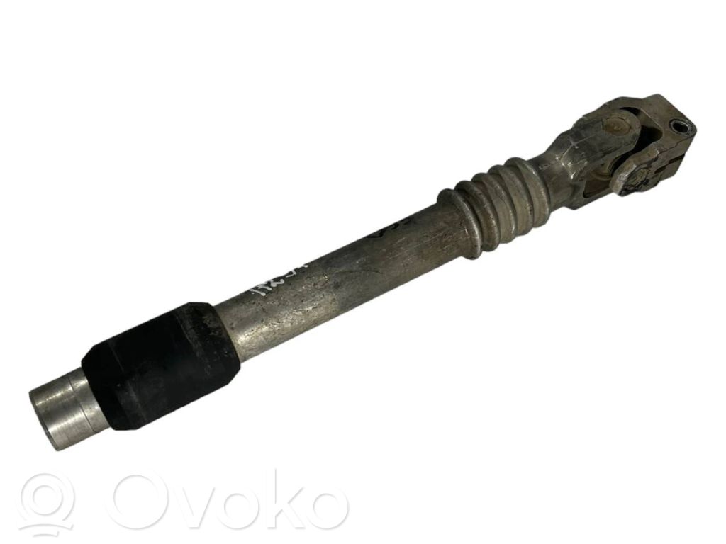 Stūresrata ass krustsavienojums