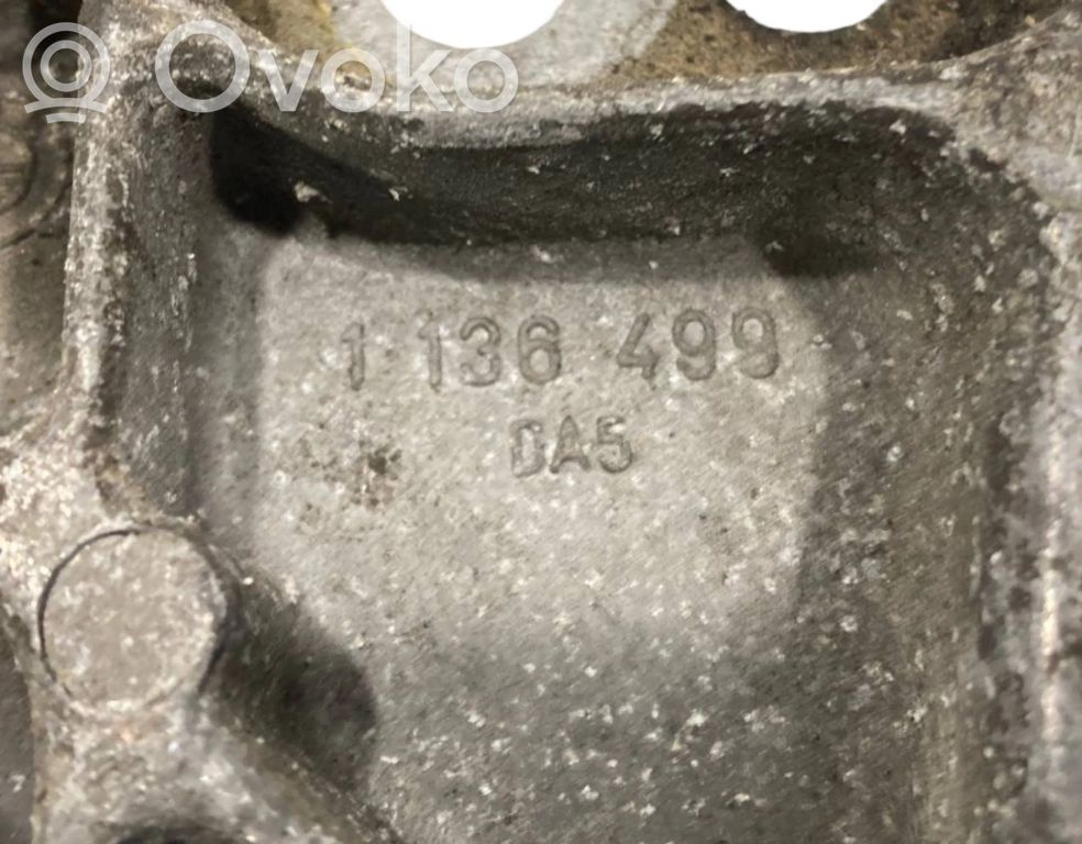 Кронштейн крепления трансмиссии