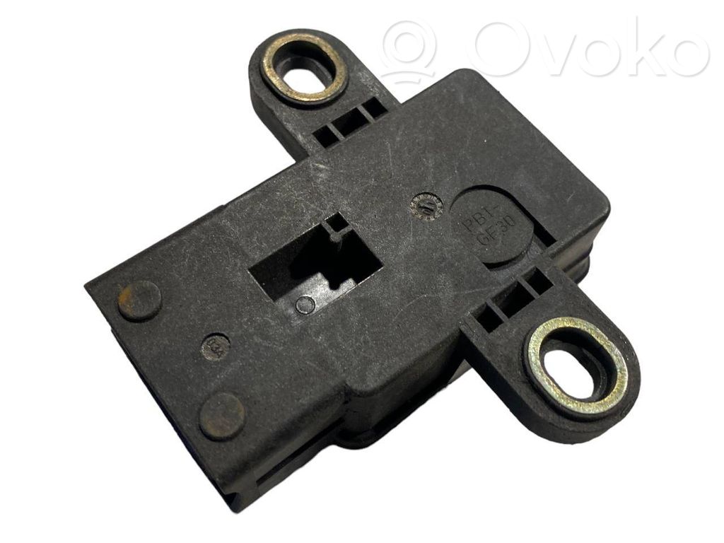 ESP (elektroniskās stabilitātes programmas) sensors (paātrinājuma sensors)