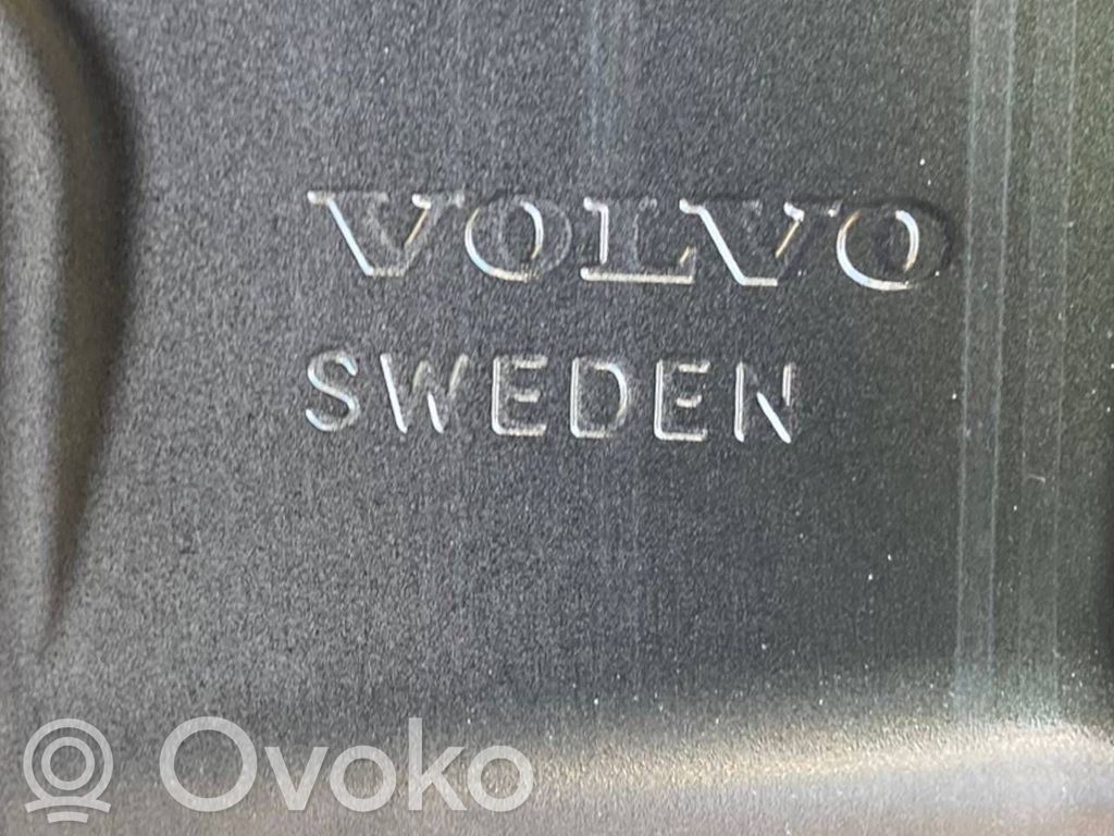 Aizmugurējās durvis