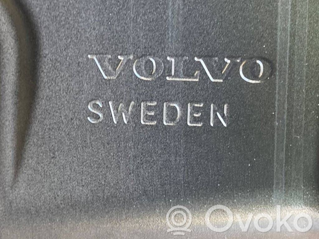 Aizmugurējās durvis