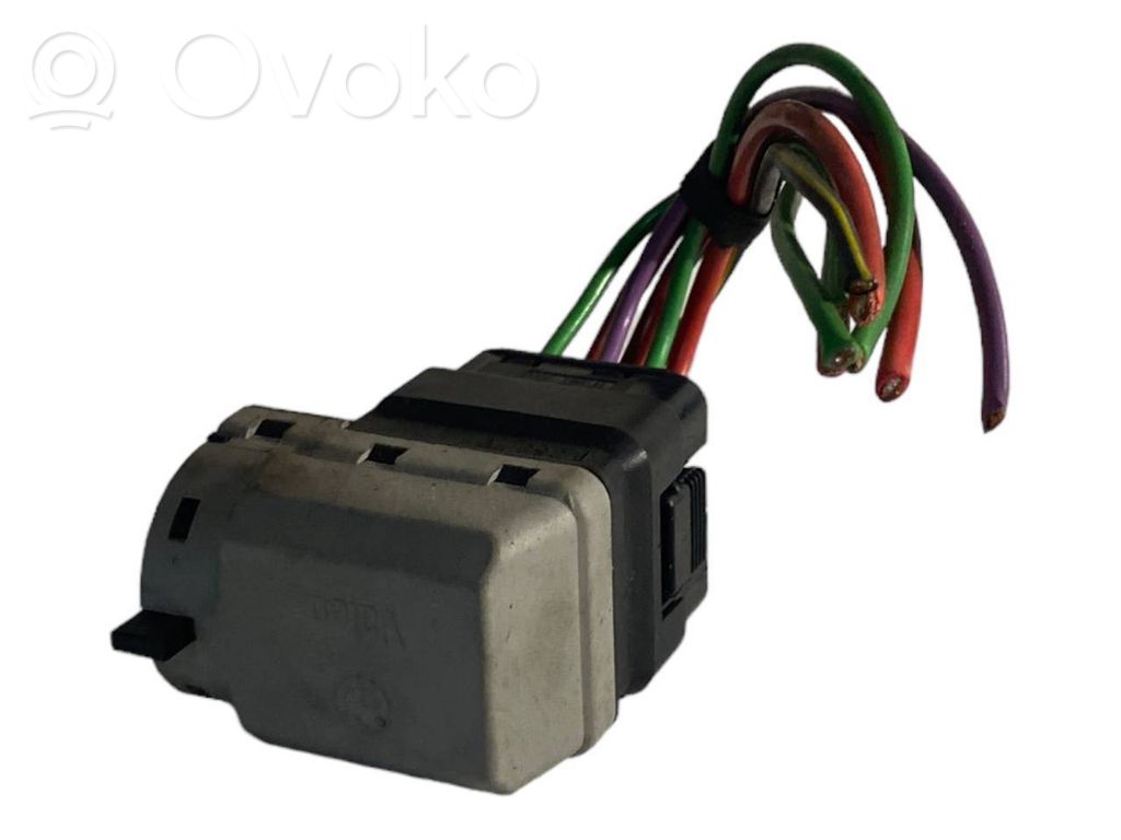 Ignition switch contacts