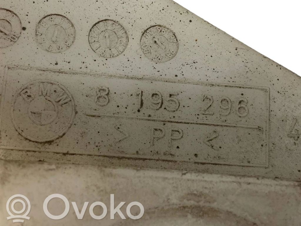 Priekšpusē bampera turētājs