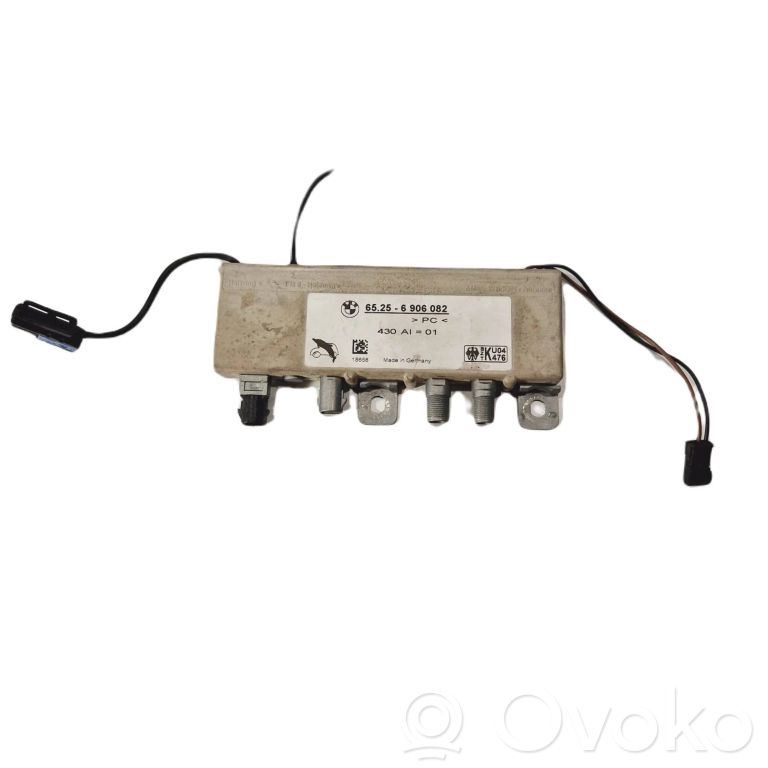 Radio antenna