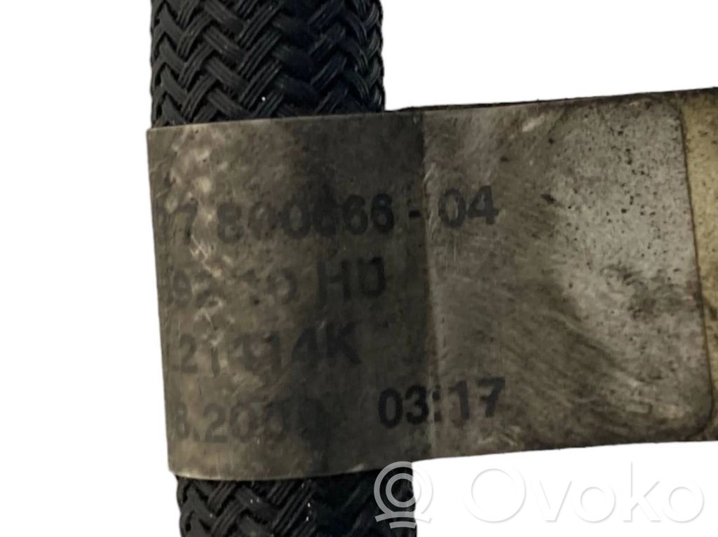 Degvielas caurulīte (-es)