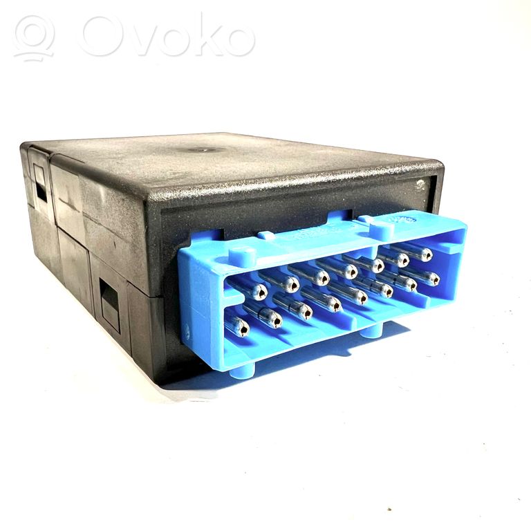 Window wiper relay