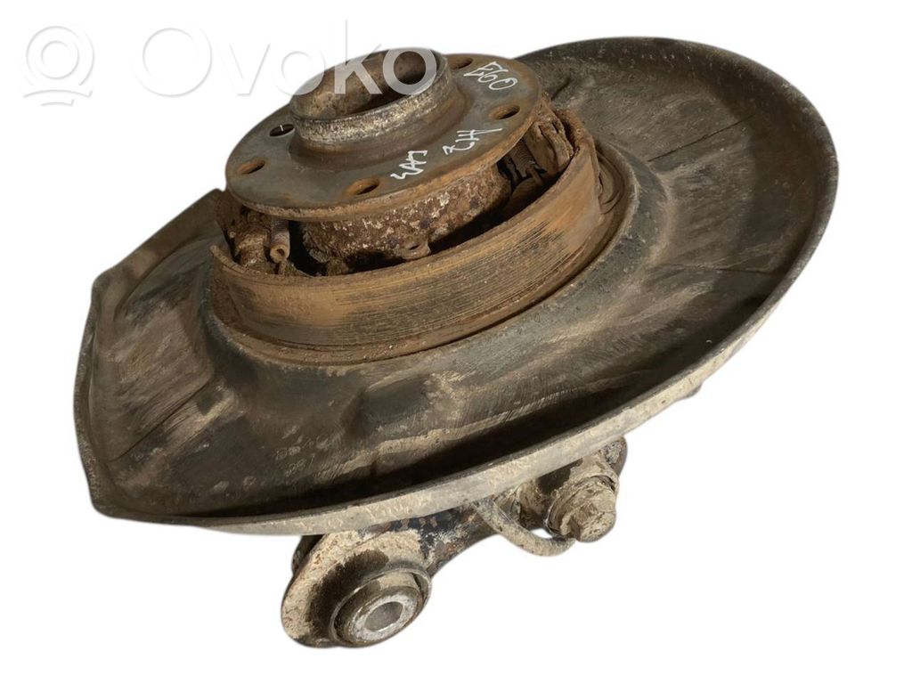 Rear wheel hub shaft joint (stupica, capfa)