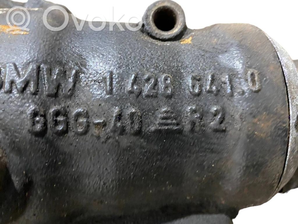 Priekšējais reduktors