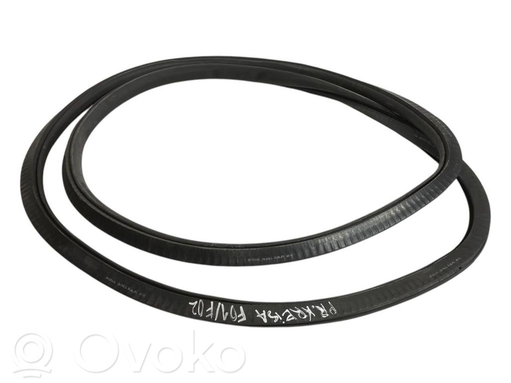 Priekšpusē apdares gumija (virsbūvē)