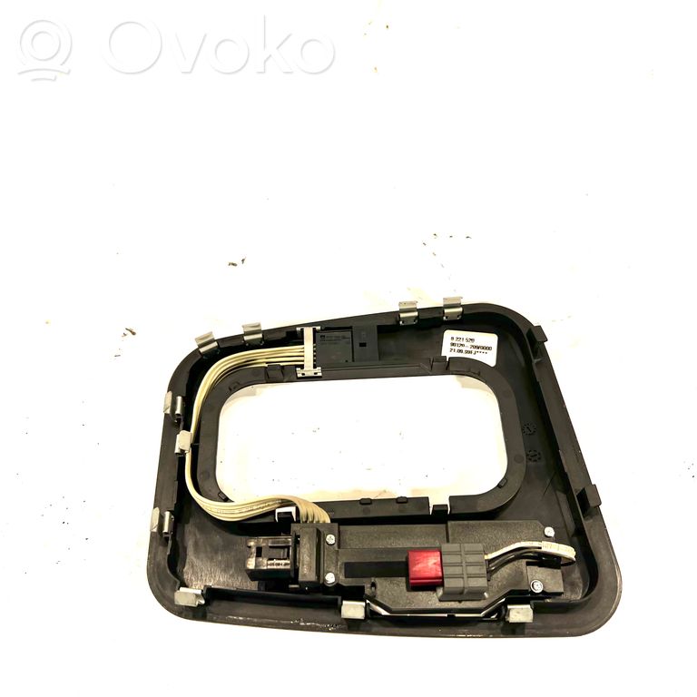 Gear shift lever decorative trim (plastic)