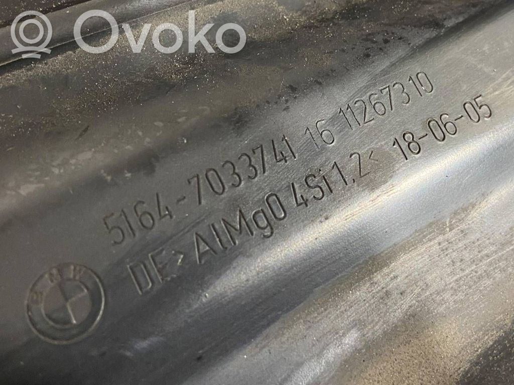 Radiatoru paneļa augšējā daļa (televizors)