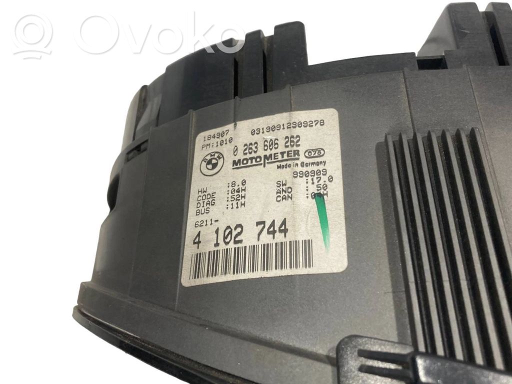 Spidometrs (instrumentu panelī)