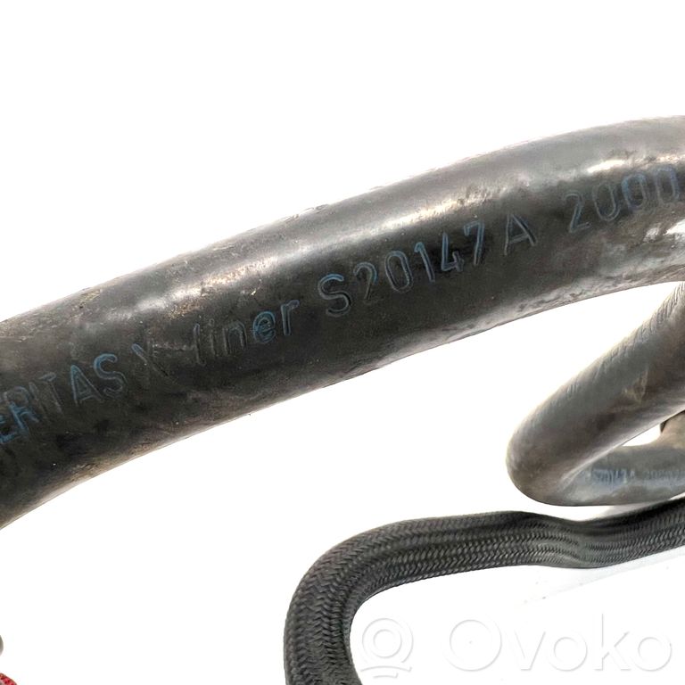 Fuel line(s)