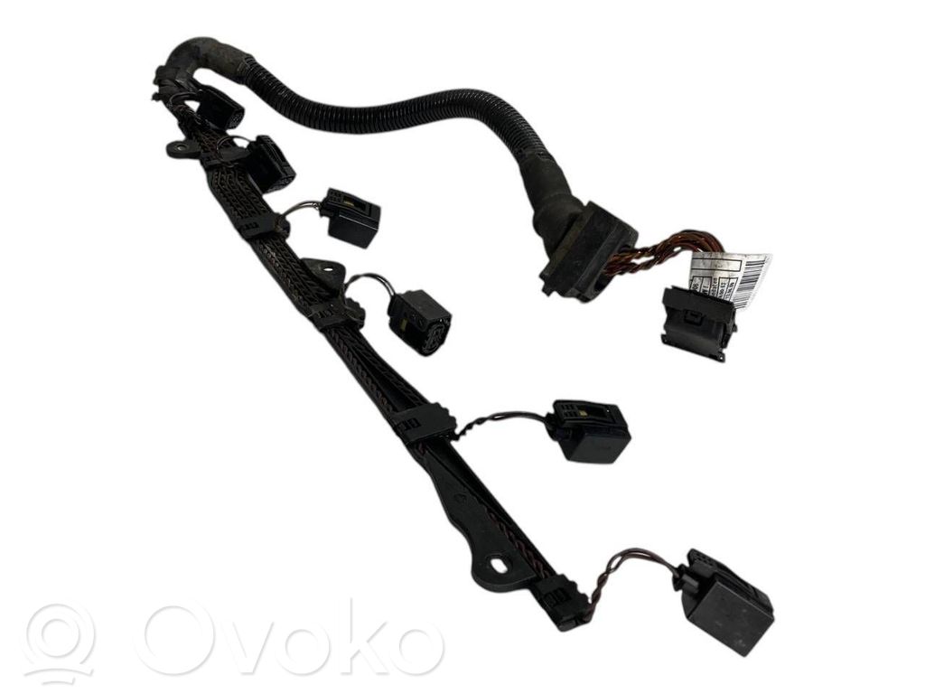 Fuel injector wires