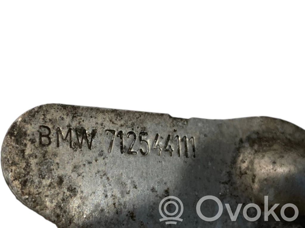 Other type of bottom part