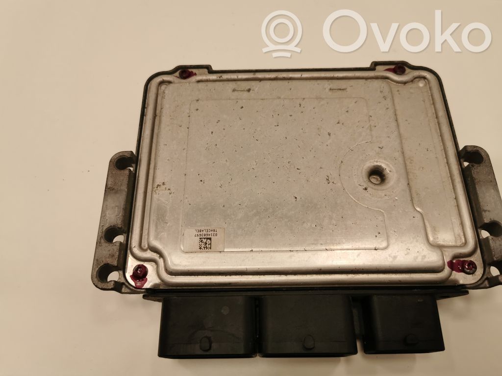 Блок управления двигателем