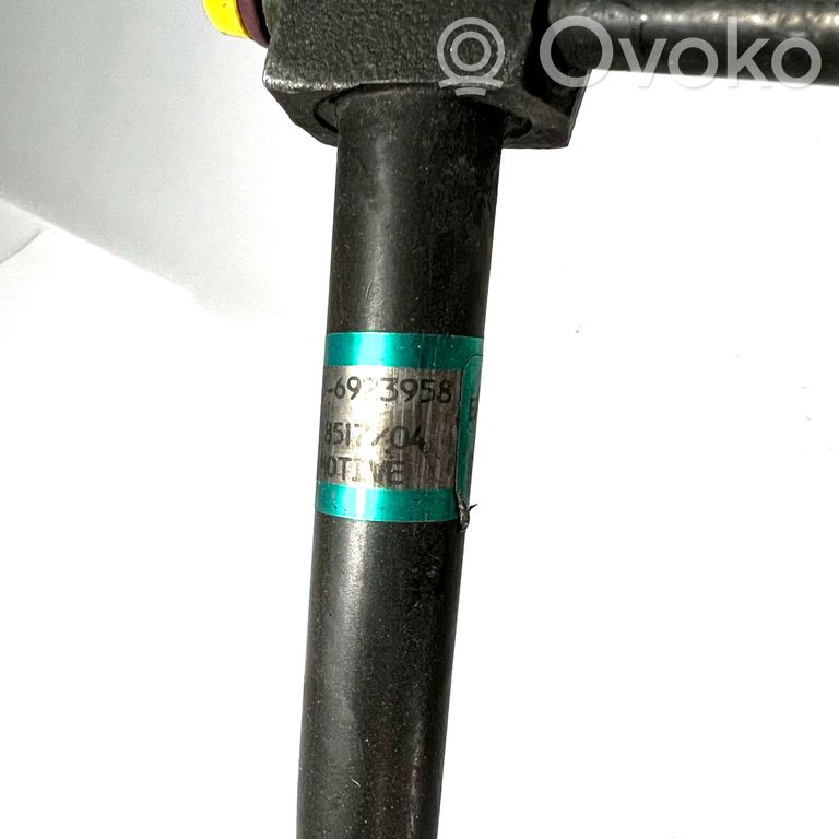 Air conditioner pipe(s) / hose(s)