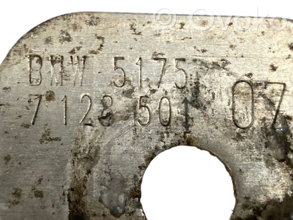 Cita veida apakšas detaļa