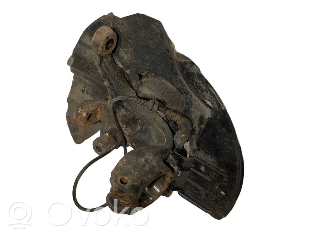 Priekšējā riteņa rumbas vārpstas šarnīrs (stupica, capfa)