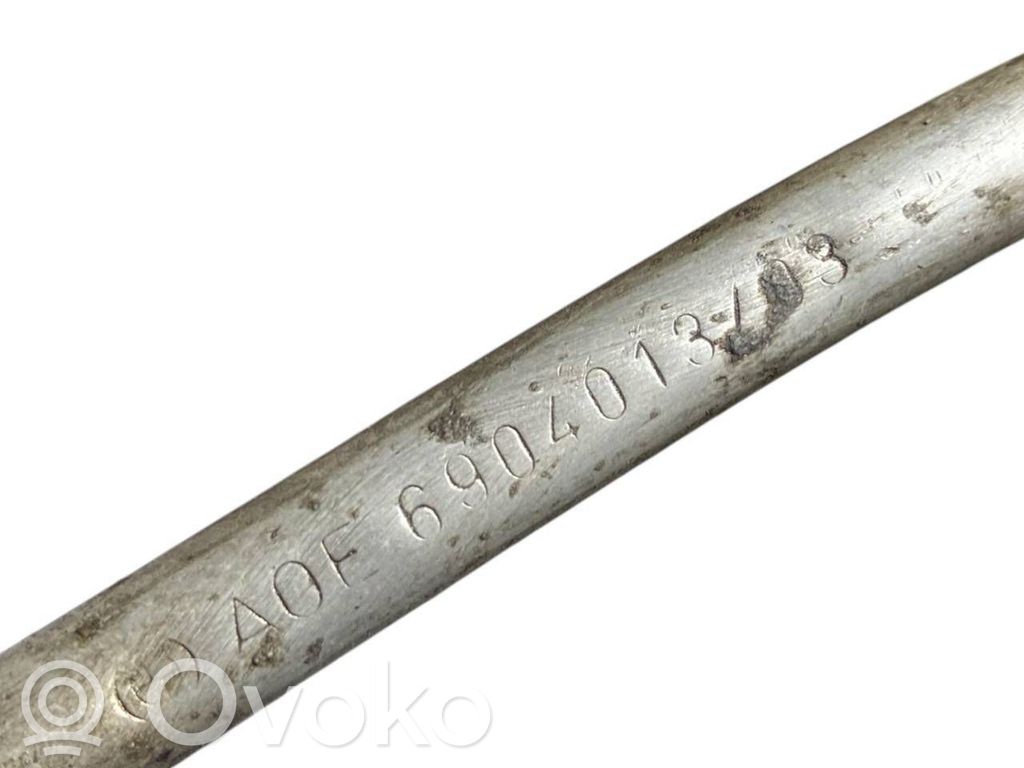 Gaisa kondicioniera caurulīte (-es) / šļūtene (-es)