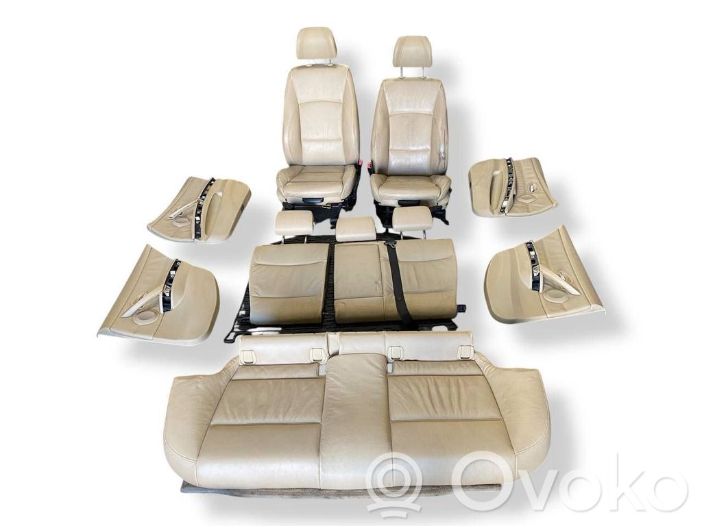 Salona daļu komplekts