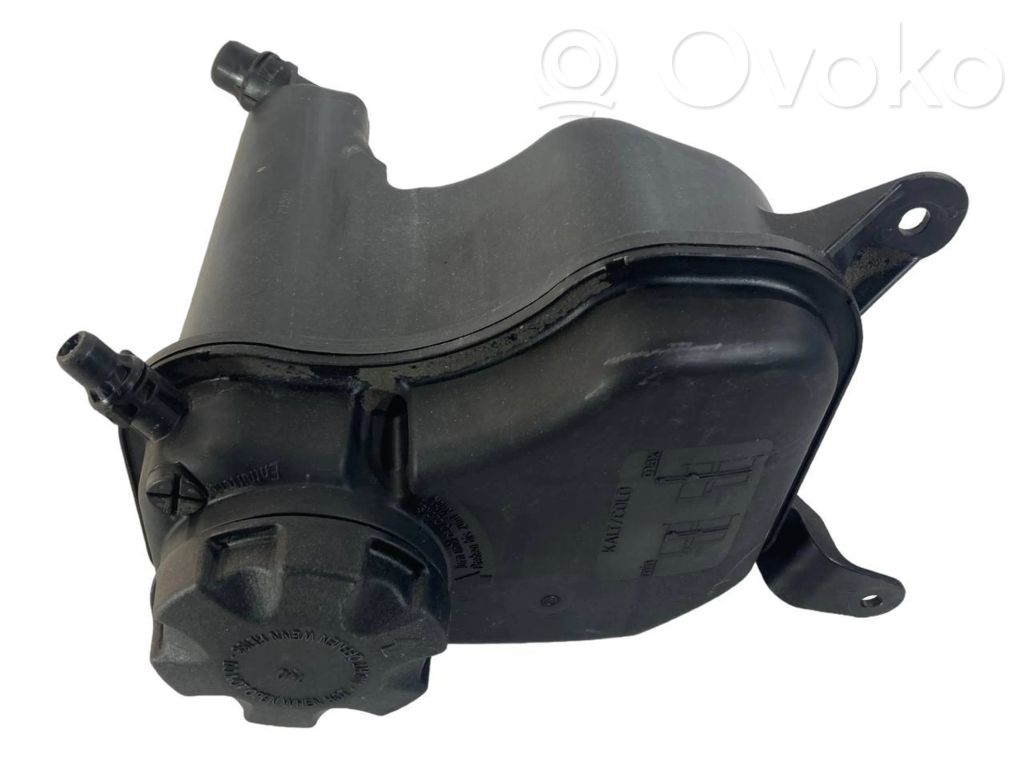 Coolant expansion tank