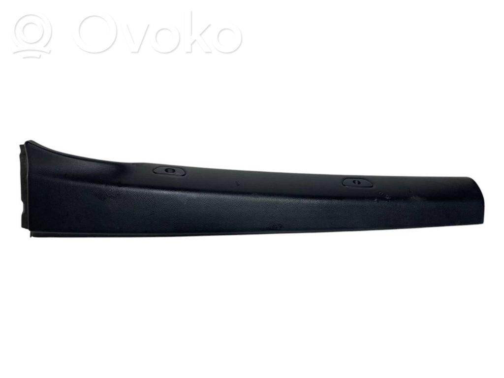 Sānu dekoratīvā apdare (pie loga)